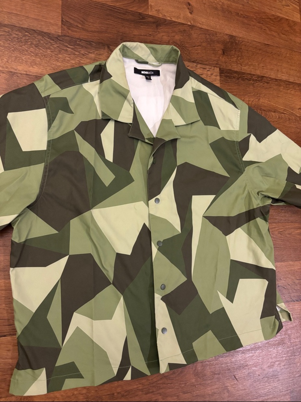Fashion Nova Green Geometric Camouflage Button-Down Shirt